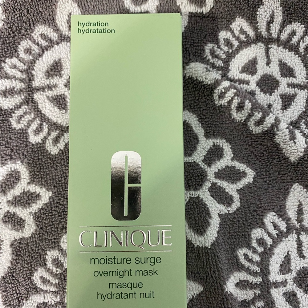 Clinique Moisture Surge Overnight Mask — Light Green Packaging 3.4 FL OZ